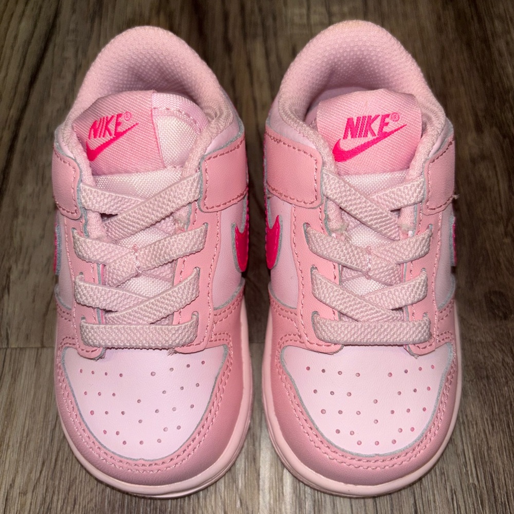 USED Baby Girl Dunks - Picture 2 of 6